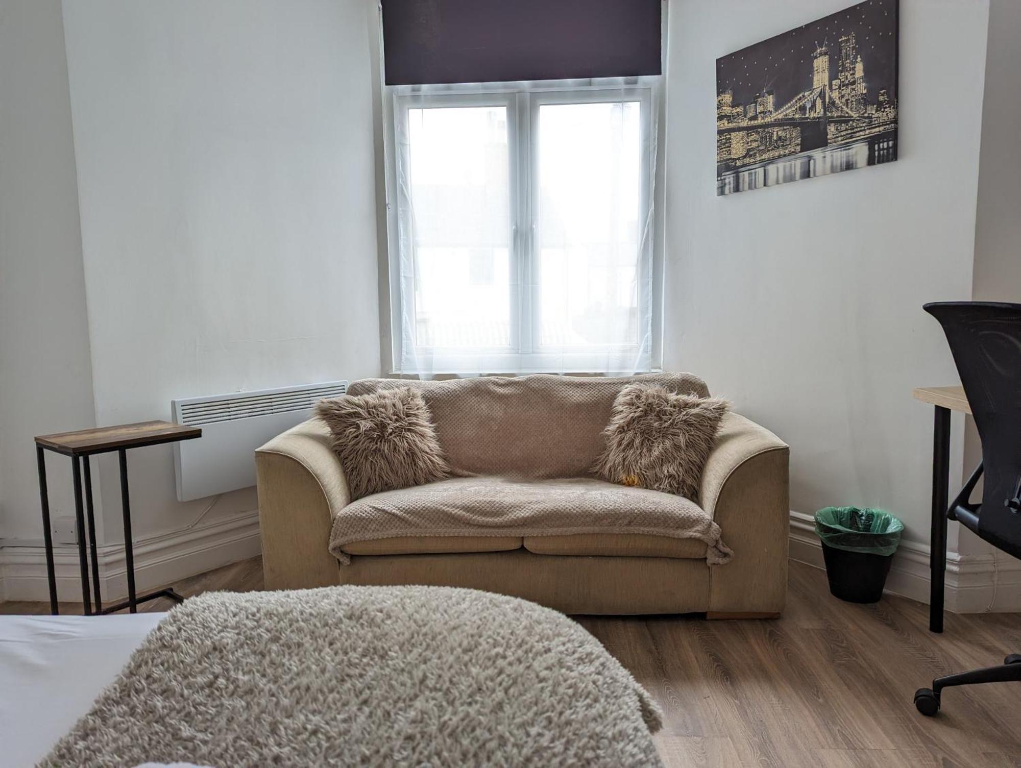 Serene 1 Bedroom Flat In Roath Cardiff Esterno foto