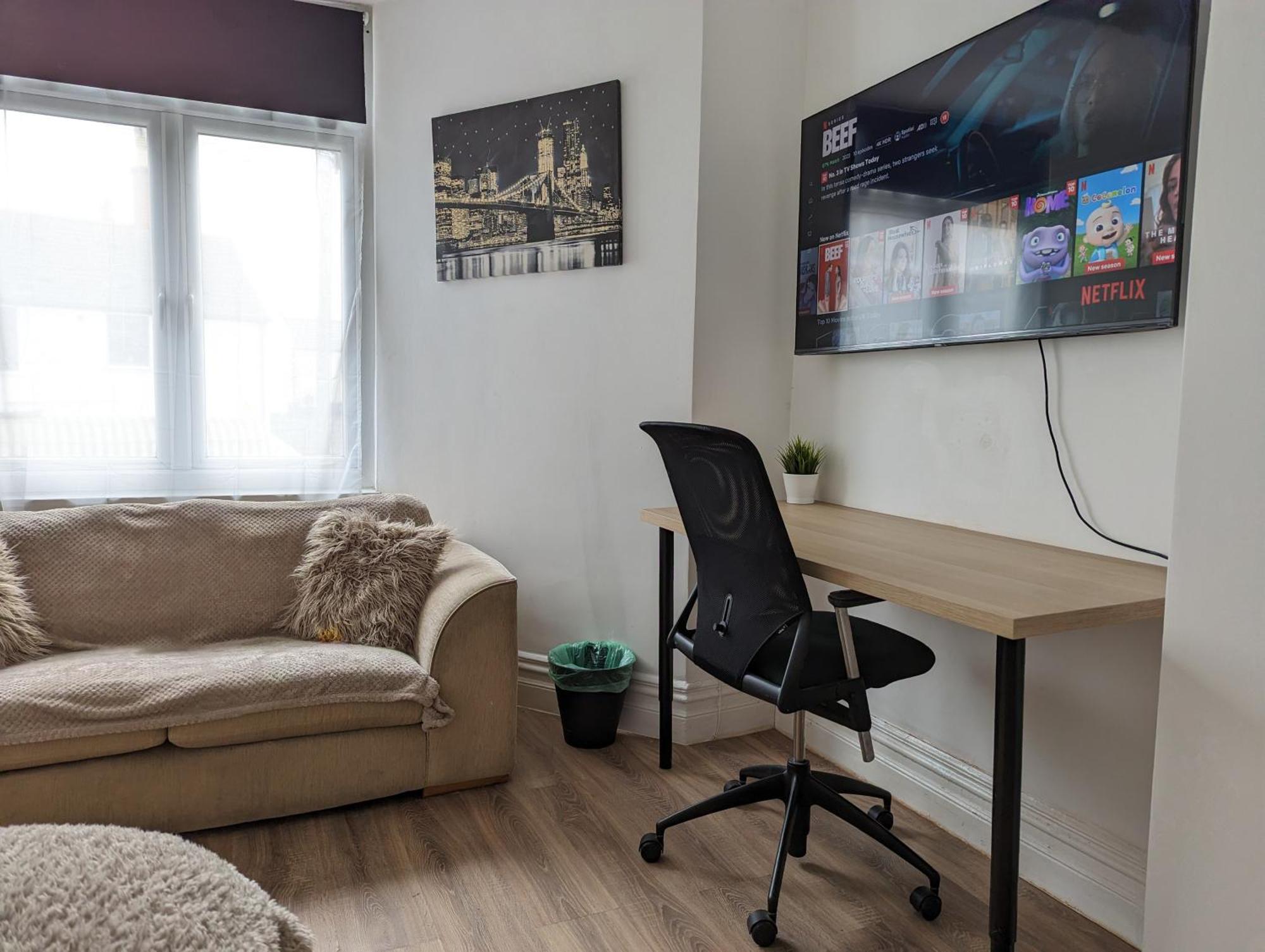 Serene 1 Bedroom Flat In Roath Cardiff Esterno foto