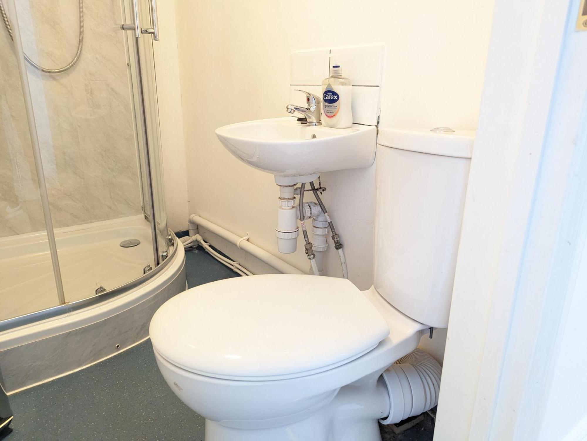 Serene 1 Bedroom Flat In Roath Cardiff Esterno foto