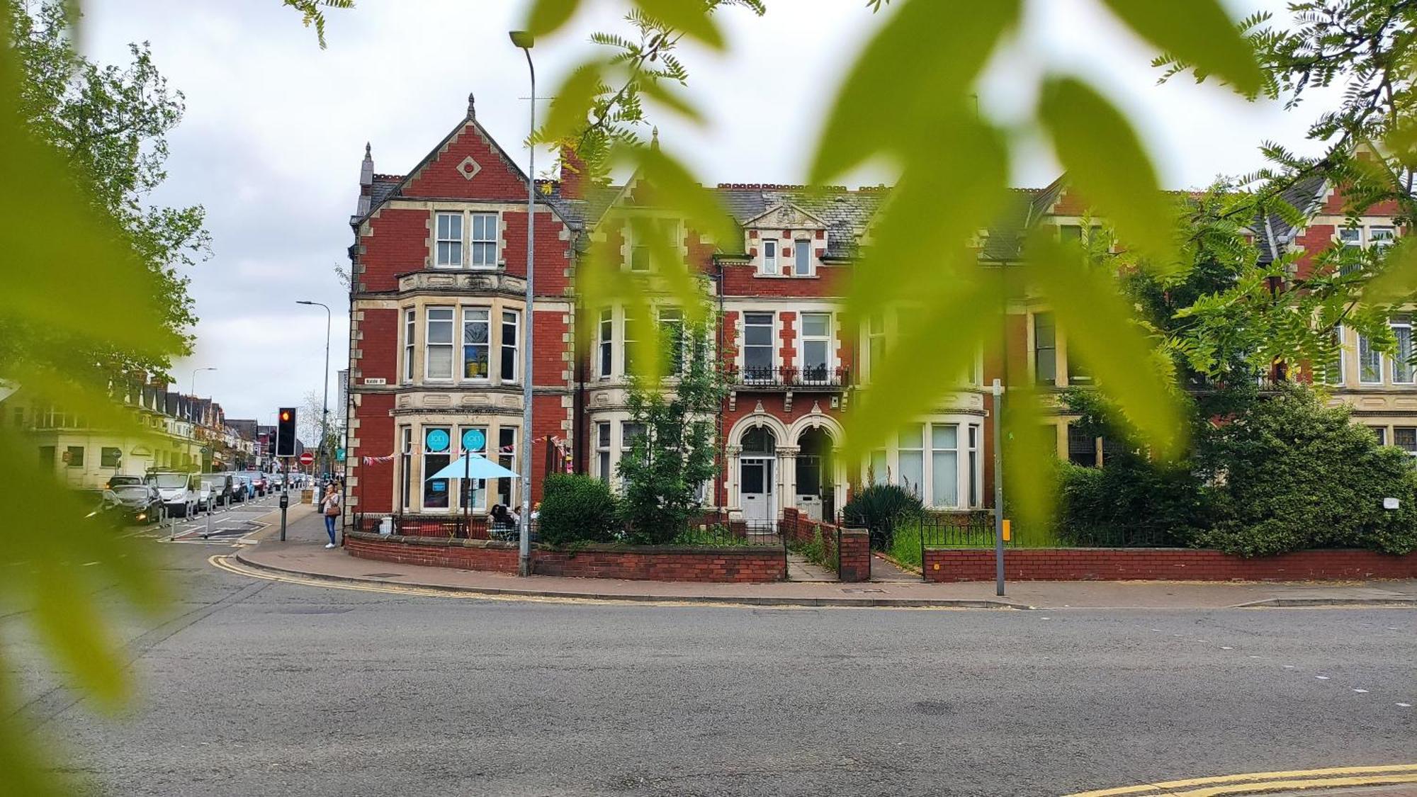 Serene 1 Bedroom Flat In Roath Cardiff Esterno foto